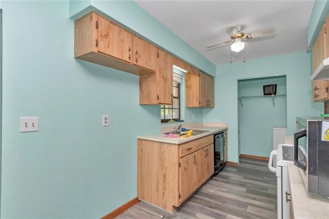 House in Ocala, Florida 3 bedrooms, 106.19 sq.m. № 1886377 - photo 10