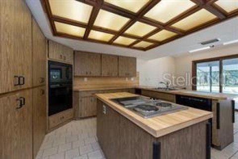 House in Clearwater, Florida 4 bedrooms, 334.17 sq.m. № 1369820 - photo 9