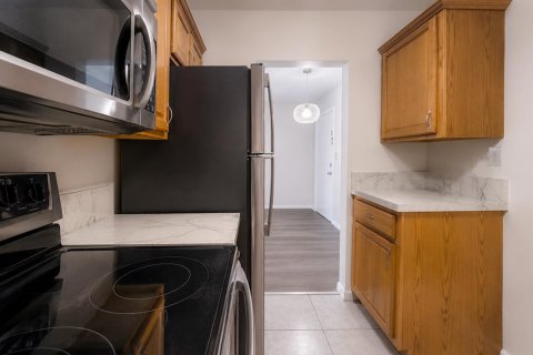 Condo in Oakland Park, Florida, 1 bedroom  № 2251172 - photo 7