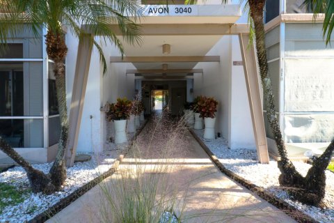 Condo in Oakland Park, Florida, 1 bedroom  № 2251172 - photo 16
