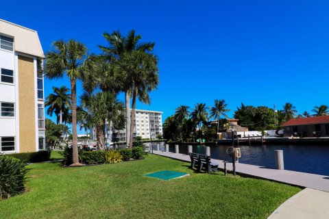 Condo in Oakland Park, Florida, 1 bedroom  № 2251172 - photo 19