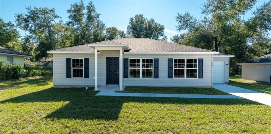 Villa ou maison à Ocklawaha, Floride 3 chambres, 108.7 m2 № 1914266