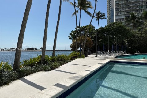 Купить кондоминиум в Майами, Флорида 2 спальни, 135.64м2, № 2033532 - фото 29