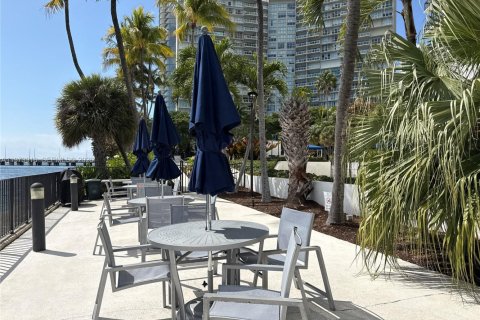 Купить кондоминиум в Майами, Флорида 2 спальни, 135.64м2, № 2033532 - фото 26