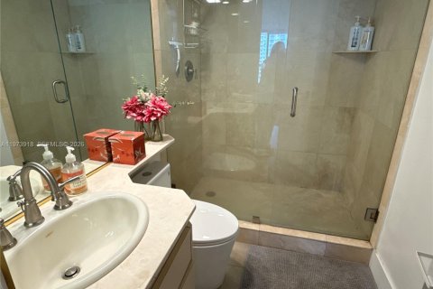 Купить кондоминиум в Майами, Флорида 2 спальни, 135.64м2, № 2033532 - фото 21