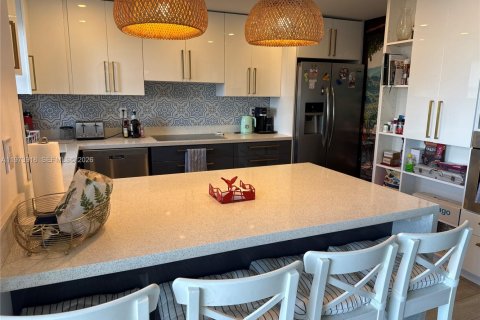 Купить кондоминиум в Майами, Флорида 2 спальни, 135.64м2, № 2033532 - фото 8