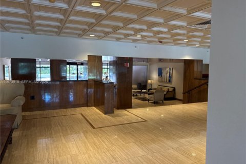 Купить кондоминиум в Майами, Флорида 2 спальни, 135.64м2, № 2033532 - фото 3