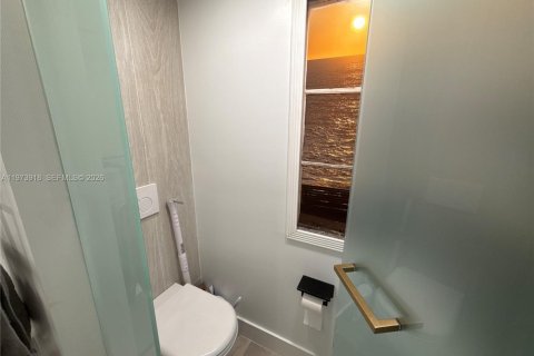 Купить кондоминиум в Майами, Флорида 2 спальни, 135.64м2, № 2033532 - фото 18