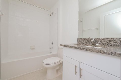 Снять в аренду виллу или дом в Тампа, Флорида 4 спальни, 195.93м2, № 2158052 - фото 15
