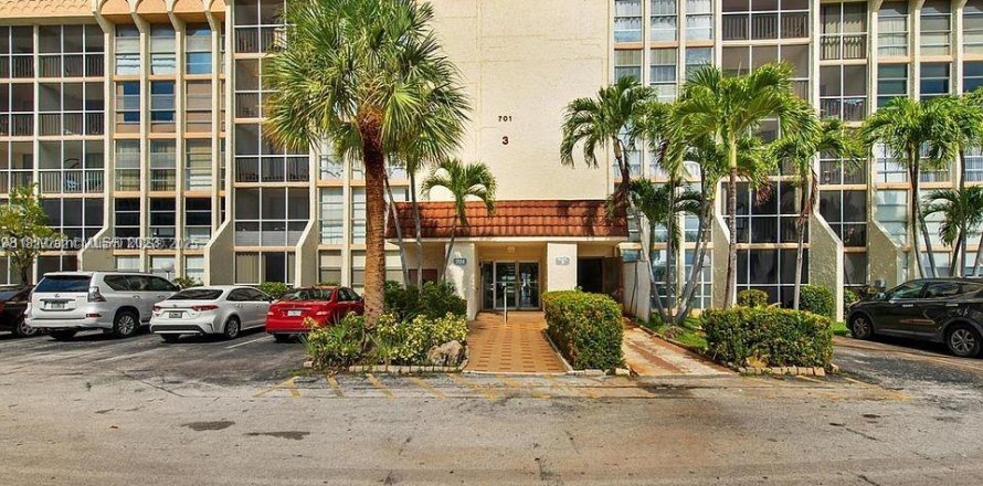 Appartement à Hallandale Beach, Floride 1 chambre, 76.18 m2 № 1800789