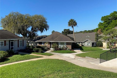 Casa en alquiler en Apopka, Florida, 2 dormitorios, 91.04 m2 № 1833073 - foto 1