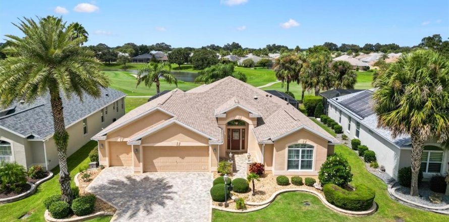 Casa en The Villages, Florida 3 dormitorios, 203.55 m2 № 1902675