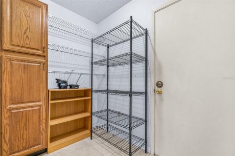 Купить виллу или дом в Спринг-Хилл, Флорида 3 комнаты, 137.4м2, № 2142972 - фото 26