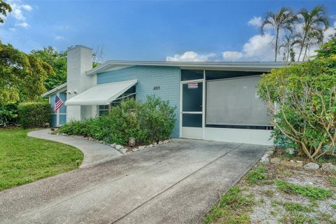 House in Bradenton, Florida 2 bedrooms, 101.91 sq.m. № 1720641 - photo 3
