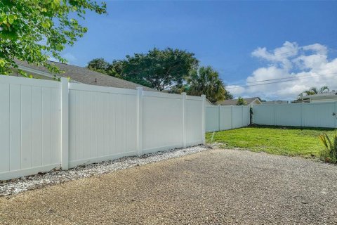 House in Bradenton, Florida 2 bedrooms, 101.91 sq.m. № 1720641 - photo 29