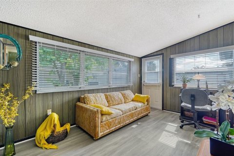 House in Bradenton, Florida 2 bedrooms, 101.91 sq.m. № 1720641 - photo 6