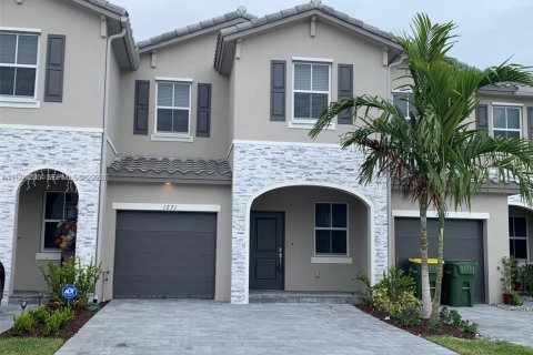 Таунхаус в Хомстед, Флорида 3 спальни, 157.47м2 № 1998351