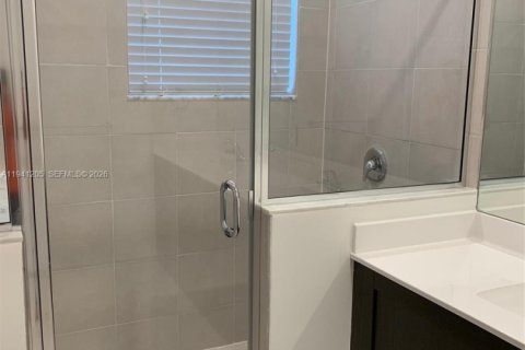 Снять в аренду таунхаус в Хомстед, Флорида 3 спальни, 157.47м2, № 1998351 - фото 21