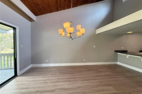Villa ou maison à louer à Haines City, Floride: 2 chambres, 121.61 m2 № 2408904 - photo 5