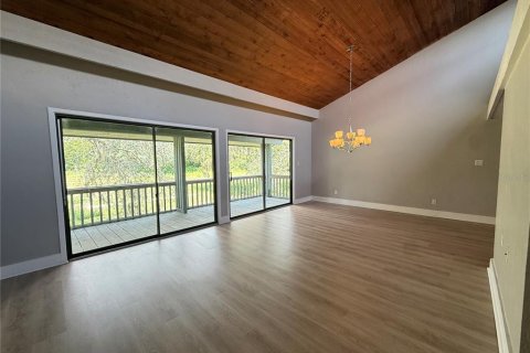 Villa ou maison à louer à Haines City, Floride: 2 chambres, 121.61 m2 № 2408904 - photo 3