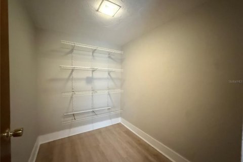 Villa ou maison à louer à Haines City, Floride: 2 chambres, 121.61 m2 № 2408904 - photo 9