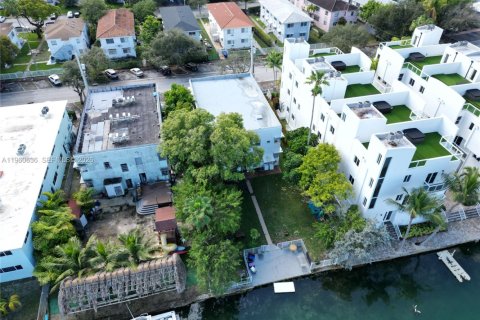 Casa en Miami Beach, Florida 1 dormitorio, 52.03 m2 № 2023487