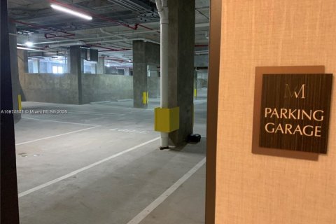 Appartement à louer à Coral Gables, Floride: 3 chambres, 133.04 m2 № 1975560 - photo 11