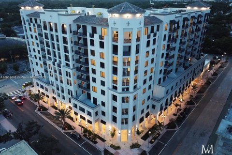 Appartement à louer à Coral Gables, Floride: 3 chambres, 133.04 m2 № 1975560 - photo 2