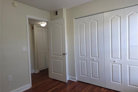 Condo in Orlando, Florida, 2 bedrooms  № 2230609 - photo 19