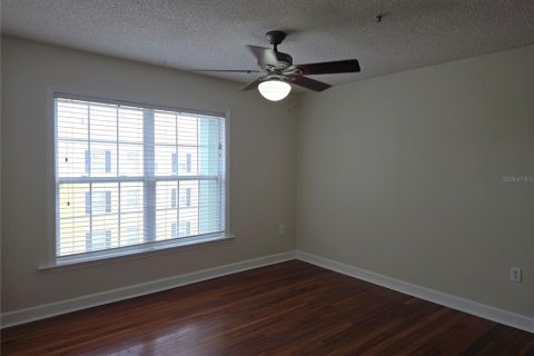 Condo in Orlando, Florida, 2 bedrooms  № 2230609 - photo 13