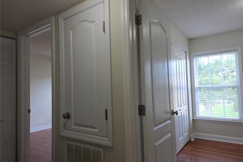 Condo in Orlando, Florida, 2 bedrooms  № 2230609 - photo 17