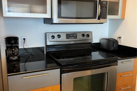 Copropriété à louer à Miami, Floride: 1 chambre, 73.49 m2 № 1991166 - photo 5