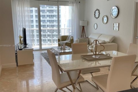 Copropriété à louer à Miami, Floride: 1 chambre, 73.49 m2 № 1991166 - photo 10