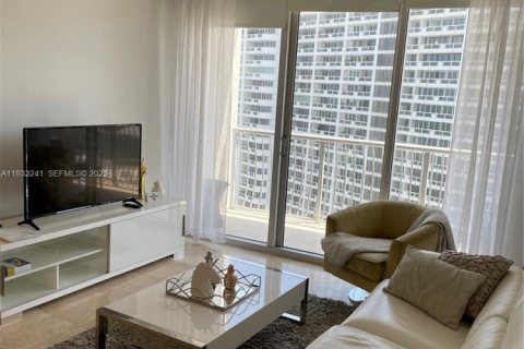 Copropriété à louer à Miami, Floride: 1 chambre, 73.49 m2 № 1991166 - photo 6