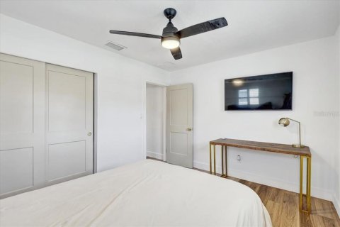 Casa en venta en Saint Petersburg, Florida, 3 dormitorios, 143.53 m2 № 1618123 - foto 12