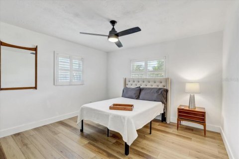 Casa en venta en Saint Petersburg, Florida, 3 dormitorios, 143.53 m2 № 1618123 - foto 27