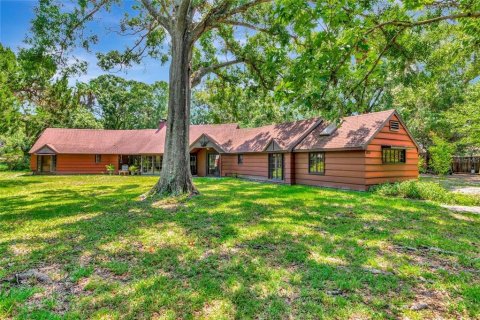House in Sarasota, Florida 2 bedrooms, 130.43 sq.m. № 1721740 - photo 3