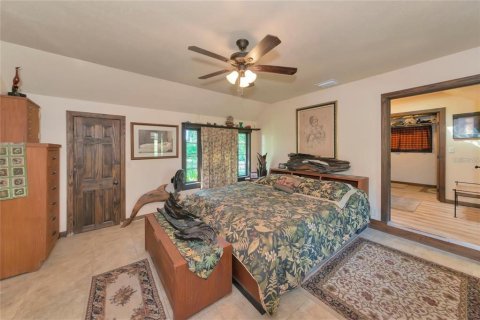 House in Sarasota, Florida 2 bedrooms, 130.43 sq.m. № 1721740 - photo 24