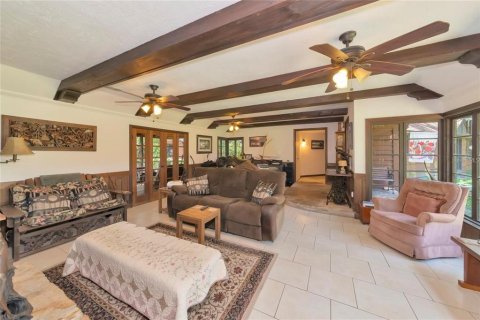 House in Sarasota, Florida 2 bedrooms, 130.43 sq.m. № 1721740 - photo 9