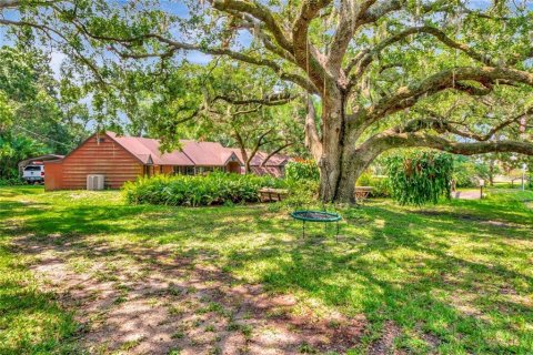 House in Sarasota, Florida 2 bedrooms, 130.43 sq.m. № 1721740 - photo 2
