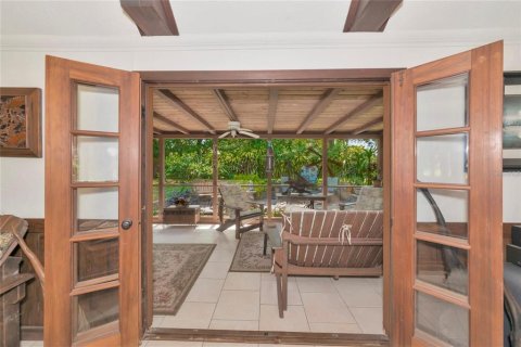 House in Sarasota, Florida 2 bedrooms, 130.43 sq.m. № 1721740 - photo 17