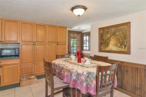 House in Sarasota, Florida 2 bedrooms, 130.43 sq.m. № 1721740 - photo 7