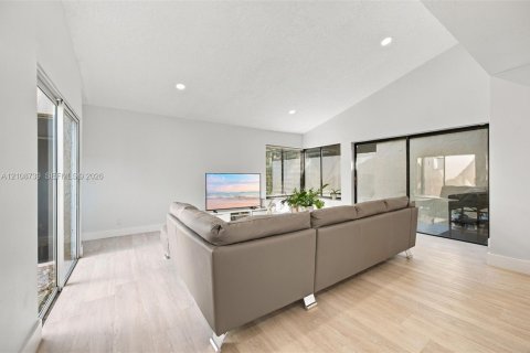 Купить виллу или дом в Уэстон, Флорида 3 спальни, 138.15м2, № 2426242 - фото 9