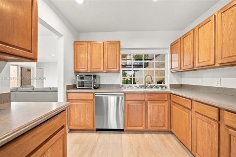 Купить виллу или дом в Уэстон, Флорида 3 спальни, 138.15м2, № 2426242 - фото 13