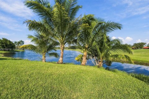 Купить виллу или дом в Уэстон, Флорида 3 спальни, 138.15м2, № 2426242 - фото 26