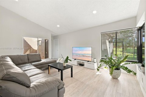 Купить виллу или дом в Уэстон, Флорида 3 спальни, 138.15м2, № 2426242 - фото 10