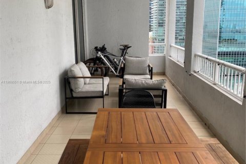 Condo in Miami, Florida, 2 bedrooms  № 1896781 - photo 25