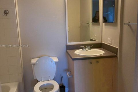 Copropriété à louer à Miramar, Floride: 2 chambres, 100.33 m2 № 1990752 - photo 16