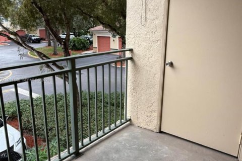 Copropriété à louer à Miramar, Floride: 2 chambres, 100.33 m2 № 1990752 - photo 11