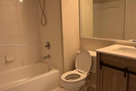 Copropriété à louer à Miramar, Floride: 2 chambres, 100.33 m2 № 1990752 - photo 9